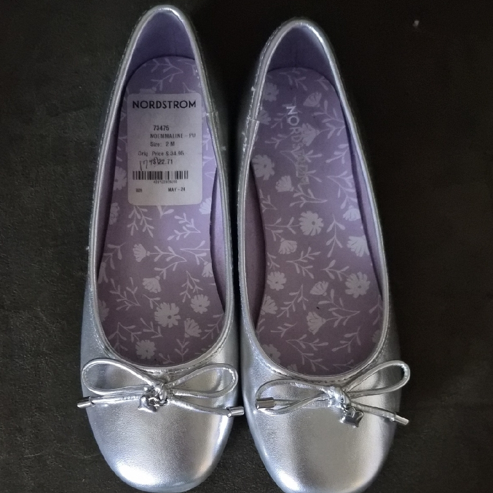 Nordstrom Metallic Silver Flats with Bow